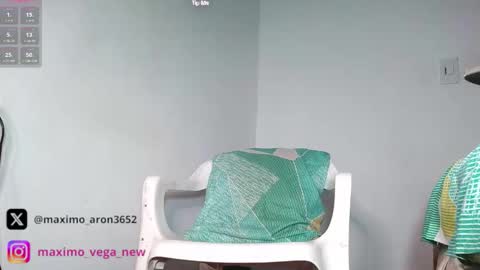 Maximo Aron Vega online show from October 14, 2025, 8:53 pm