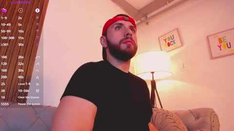 Maximo Wolf online show from April 21, 2026, 1:42 am