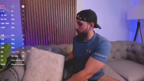 Maximo Wolf online show from April 21, 2026, 8:01 pm