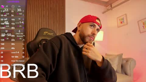 Maximo Wolf online show from April 22, 2026, 8:06 am