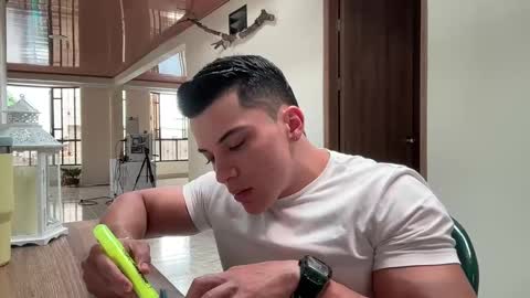 Sebastian online show from February 26, 2025, 6:00 pm