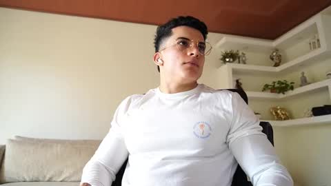 Sebastian online show from February 19, 2026, 3:08 pm