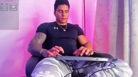 Maximoscott online show from February 26, 2025, 6:00 pm