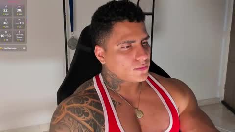 Maximoscott online show from September 18, 2025, 7:38 pm