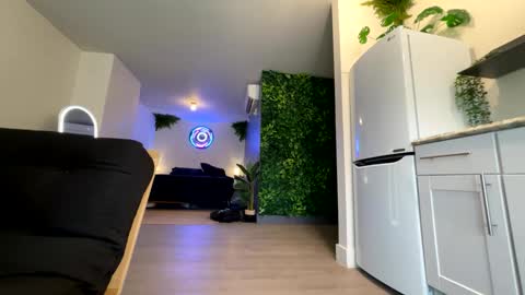 Maximus7871 online show from December 5, 2024, 8:44 pm