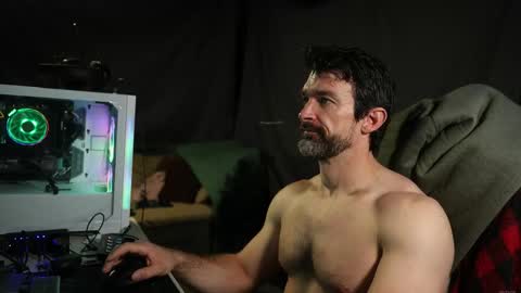 Maximus7871 online show from January 13, 2026, 8:03 pm