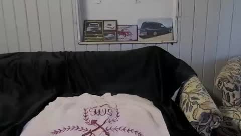 Max online show from January 5, 2025, 3:22 am