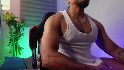 Snapshot of maximusclark chatting on May 2, 2026, 10:37 pm Maximus Clark online show from May 2, 2026, 10:37 pm