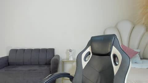 Snapshot of maximusclark1_ chatting on June 20, 2026, 11:57 am Maximus online show from June 20, 2026, 11:57 am