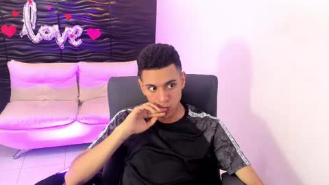 Maximus online show from April 15, 2026, 8:42 pm