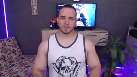 Snapshot of maximussantorini chatting on December 18, 2025, 7:53 pm maximus online show from December 18, 2025, 7:53 pm