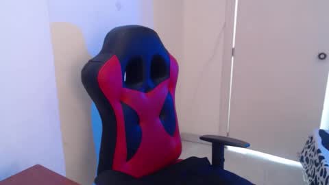 maxinesex_ online show from March 10, 2026, 3:50 pm