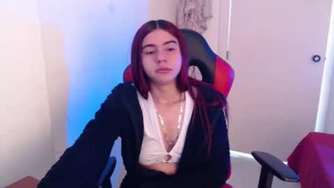 maxinesex_ online show from April 6, 2026, 1:56 pm