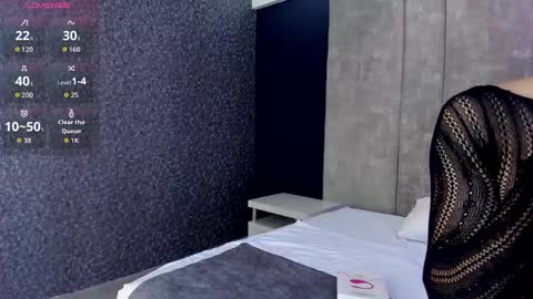 Maxi Rogers online show from January 16, 2026, 9:35 am