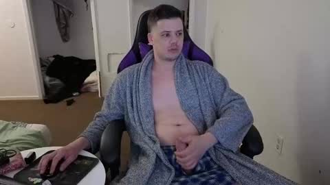 Snapshot of maxishere000 chatting on October 3, 2025, 10:56 am IG online show from October 3, 2025, 10:56 am