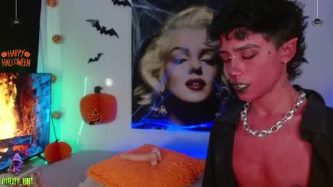 Max online show from October 25, 2025, 4:31 am