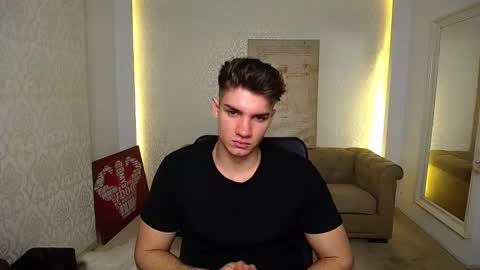 MaxKaiden online show from October 11, 2025, 5:17 am