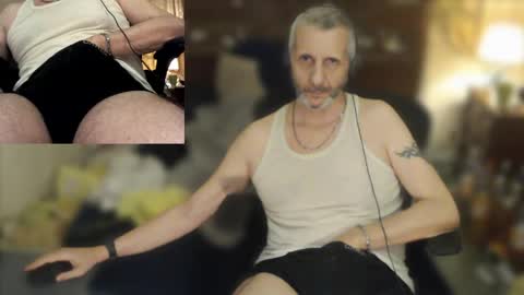 maxsex1 online show from May 18, 2026, 10:26 pm