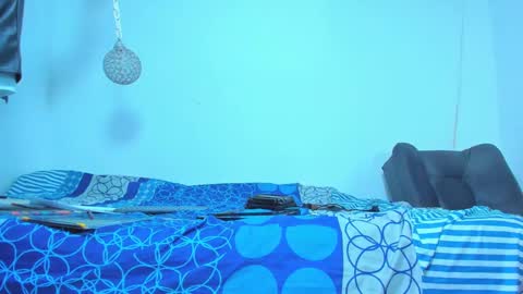 Snapshot of maxowens_oficial chatting on December 31, 2024, 11:39 pm MAX online show from December 31, 2024, 11:39 pm