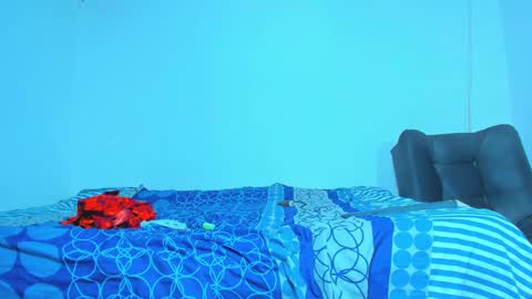 Snapshot of maxowens_oficial chatting on January 3, 2025, 9:47 pm MAX online show from January 3, 2025, 9:47 pm