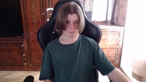 Max online show from March 1, 2026, 11:23 am