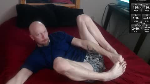 MaxRouger online show from April 15, 2026, 9:04 pm