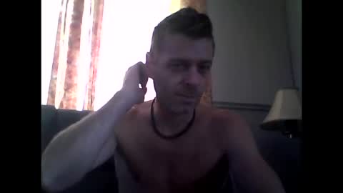 Snapshot of maxthewolf chatting on October 12, 2025, 12:59 pm MaxTheWolf online show from October 12, 2025, 12:59 pm