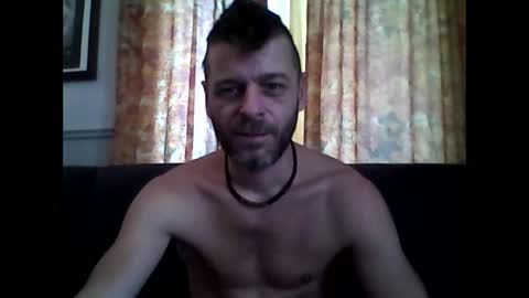 Snapshot of maxthewolf chatting on November 15, 2025, 6:59 pm MaxTheWolf online show from November 15, 2025, 6:59 pm