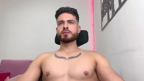 Snapshot of maxtowers chatting on December 7, 2024, 3:47 am Maxi online show from December 7, 2024, 3:47 am