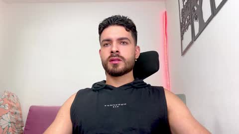 Snapshot of maxtowers chatting on January 23, 2025, 1:41 am Maxi online show from January 23, 2025, 1:41 am