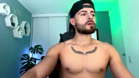 Snapshot of maxtowers chatting on October 31, 2025, 1:28 am Maxi online show from October 31, 2025, 1:28 am