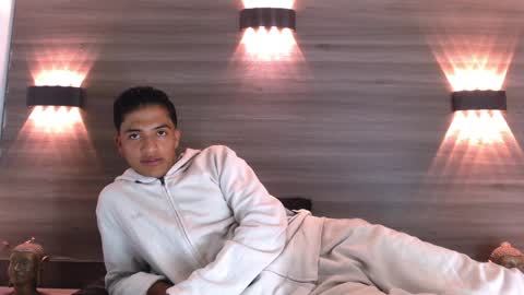 Snapshot of maxwyatt_1 chatting on June 6, 2026, 4:12 pm Max Wyatt online show from June 6, 2026, 4:12 pm