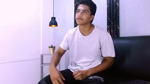 Snapshot of maxwyatt_1 chatting on July 11, 2026, 6:43 pm Max Wyatt online show from July 11, 2026, 6:43 pm