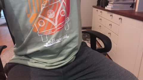 Max online show from September 10, 2025, 6:13 am