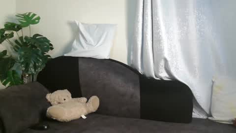 Snapshot of maxxinepetite chatting on October 1, 2025, 4:57 pm maxxinepetite online show from October 1, 2025, 4:57 pm