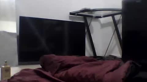 Snapshot of maxxou69hot chatting on May 13, 2026, 4:10 am maxxou69hot online show from May 13, 2026, 4:10 am