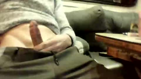 Snapshot of maxxoufr chatting on February 23, 2025, 7:17 pm maxxoufr online show from February 23, 2025, 7:17 pm