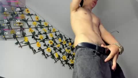 Snapshot of maxxx_bigcock chatting on May 27, 2026, 8:44 am Max online show from May 27, 2026, 8:44 am