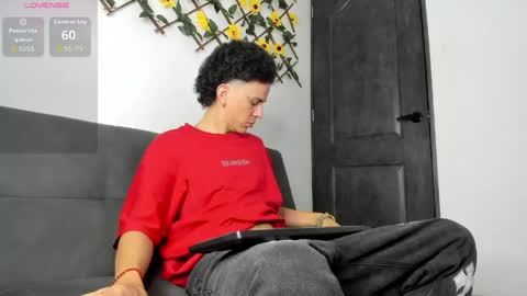 Snapshot of maxxx_bigcock chatting on May 28, 2026, 3:48 am Max online show from May 28, 2026, 3:48 am