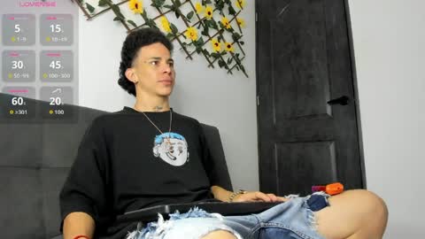 Snapshot of maxxx_bigcock chatting on June 5, 2026, 2:40 am Max online show from June 5, 2026, 2:40 am