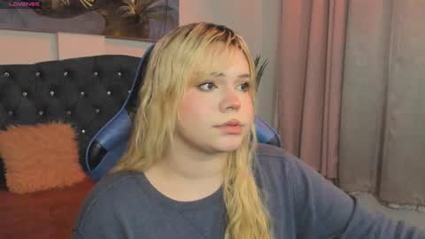 Maxine Minx online show from February 3, 2025, 11:09 am