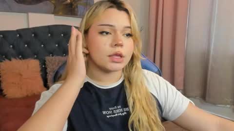 Maxine Minx online show from February 27, 2025, 2:00 pm