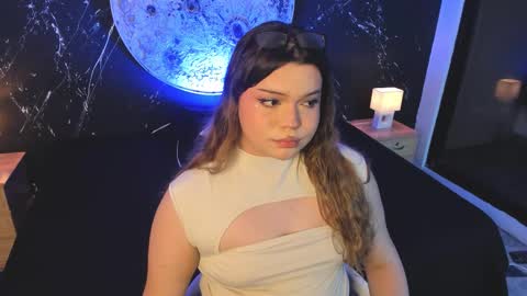 Maxine Minx online show from October 5, 2025, 4:00 am