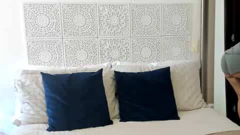 Victoria online show from January 27, 2025, 7:24 pm