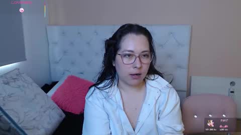 May online show from January 6, 2026, 7:39 pm