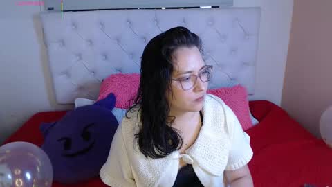 May online show from February 17, 2026, 11:33 pm