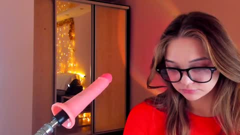 May Flower online show from January 20, 2025, 1:11 pm