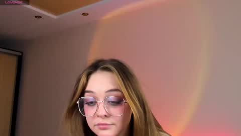 May Flower online show from March 7, 2025, 1:51 pm