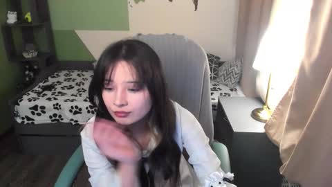 Snapshot of may_lings chatting on March 4, 2026, 9:21 pm may_lings online show from March 4, 2026, 9:21 pm