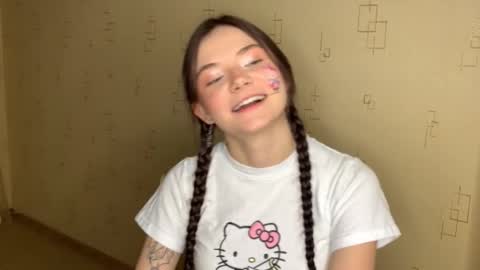 may online show from November 25, 2025, 5:57 pm